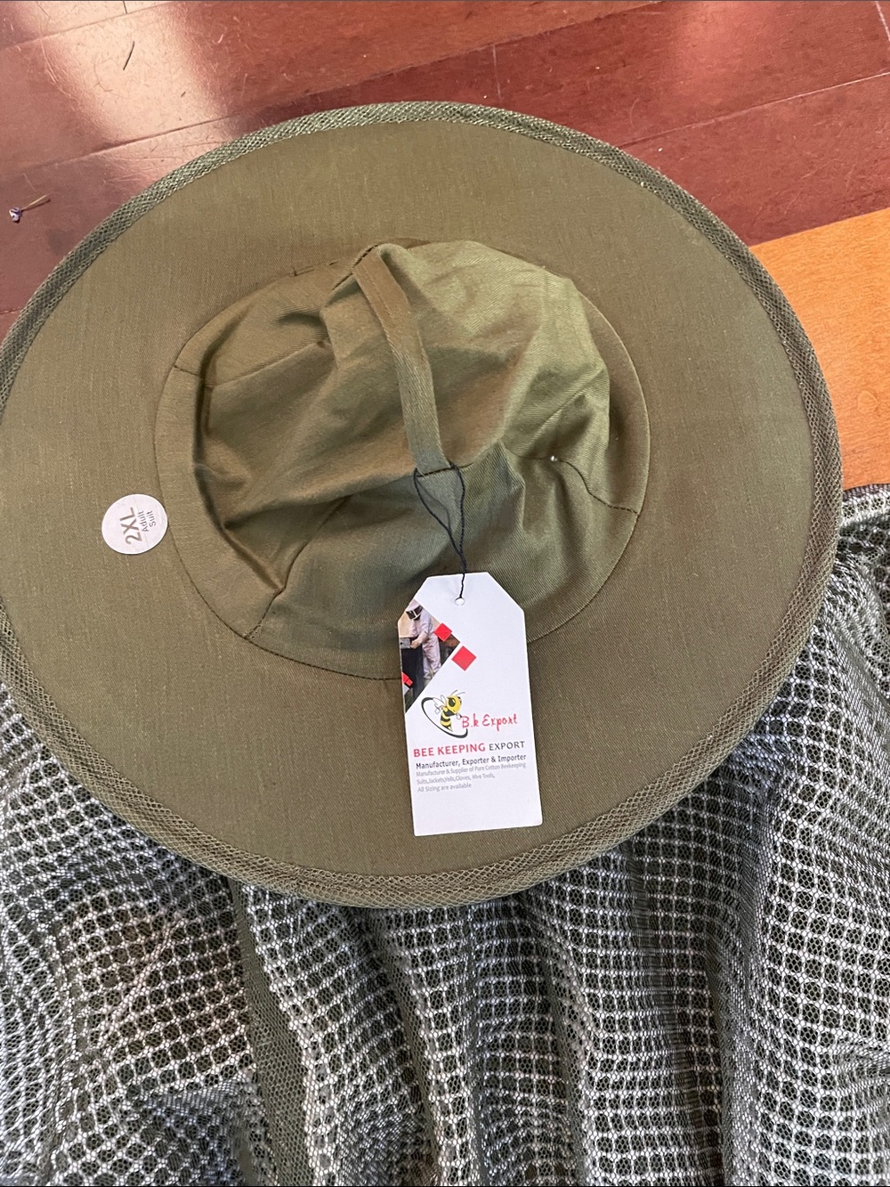 Men's Olive Green Beekeeper Protective Suit with Hood - Picture 10 of 11